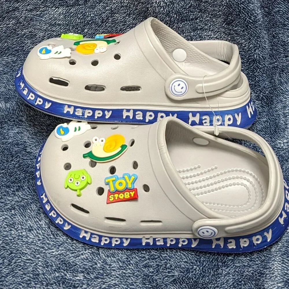 NWT  Cute GREY  Toy Story Clogs, sizes 2 to 12 years available